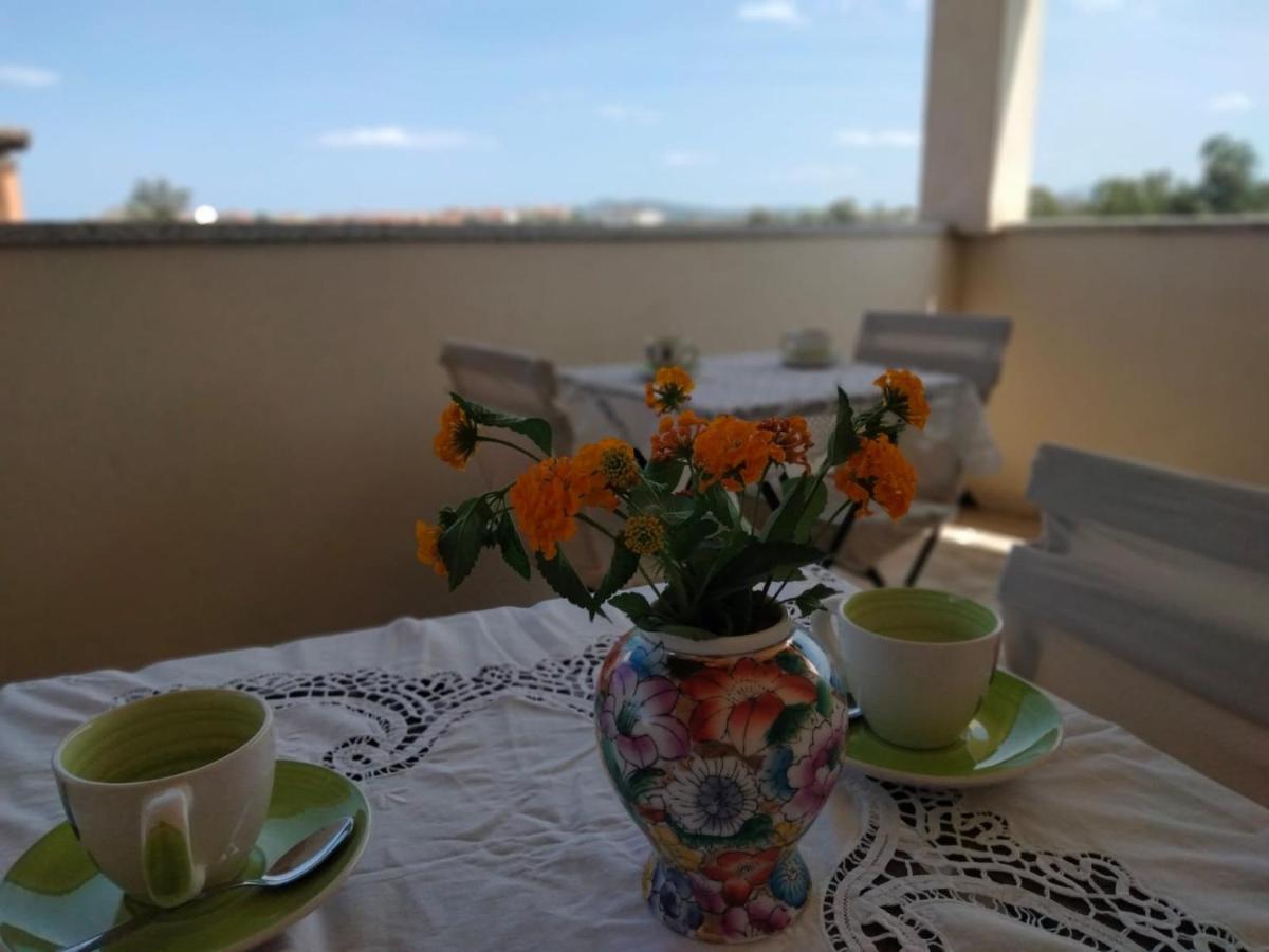La Casa Dei Fenicotteri Bed & Breakfast Olbia Exterior foto
