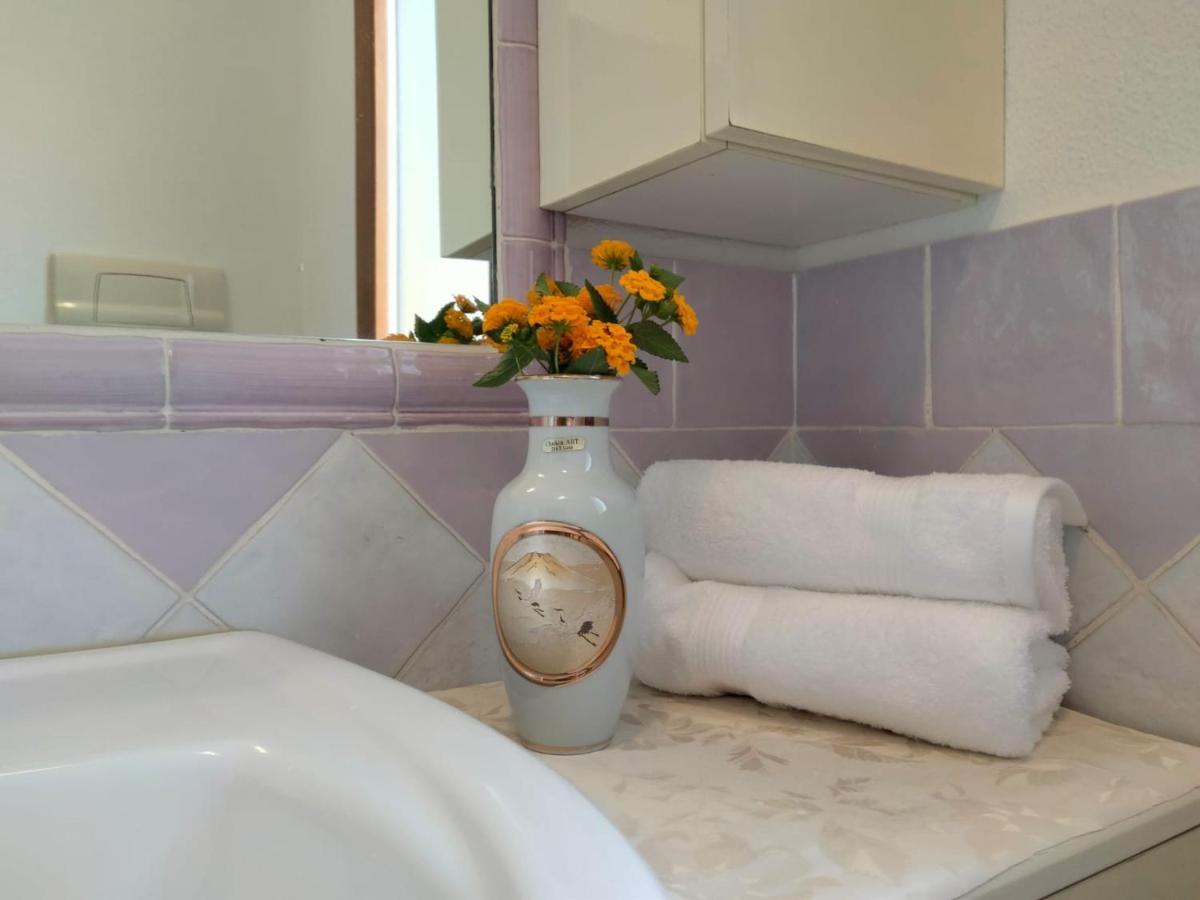 La Casa Dei Fenicotteri Bed & Breakfast Olbia Exterior foto